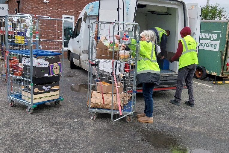 bidfood delivery being unloaded at FareShare